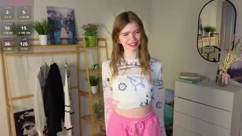 Snapshot of shelleyborom chatting on March 2025 03:51:02 AM Sofia online show from March 2025 03:51:02 AM