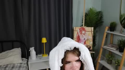 Sofia online show from November 2025 04:51:02 PM