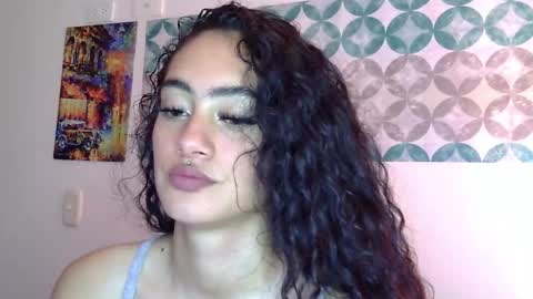 S H E L S Y online show from May 2026 08:49:02 PM
