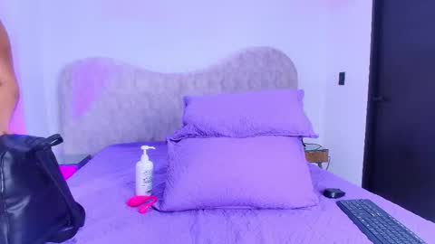 Shelsy online show from December 2025 11:59:01 AM