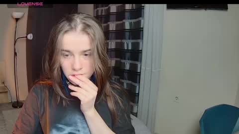 ShelyMoon online show from March 2025 03:18:02 AM