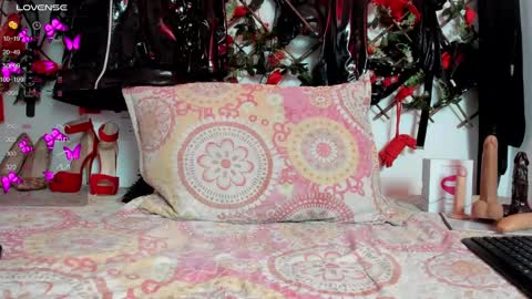 Snapshot of shengyi_blue chatting on January 2025 01:17:01 PM anyela7773 online show from January 2025 01:17:01 PM