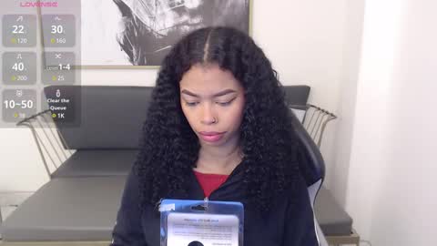 Shenna online show from February 2025 01:06:01 PM