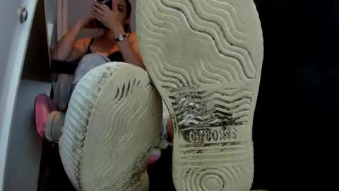 .. Sherilk .. online show from December 2025 12:19:01 AM