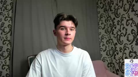 Snapshot of sherlockmax chatting on September 2025 03:00:02 PM Max online show from September 2025 03:00:02 PM