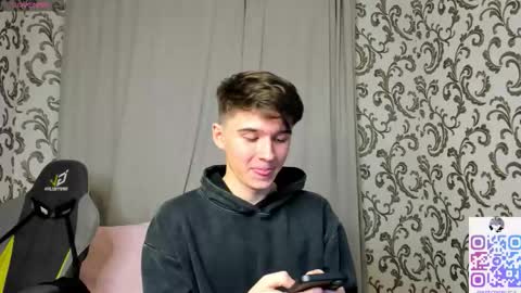 Snapshot of sherlockmax chatting on September 2025 04:29:02 PM Max online show from September 2025 04:29:02 PM