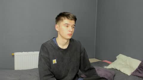 Snapshot of sherlockmax chatting on November 2025 09:31:02 PM Max online show from November 2025 09:31:02 PM