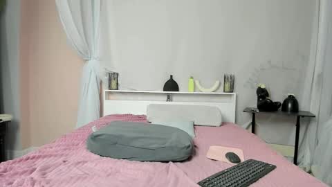 Snapshot of sherlockmax chatting on January 2026 07:24:02 AM Max online show from January 2026 07:24:02 AM