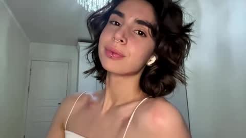 Snapshot of sheryllmafua chatting on May 2026 12:22:01 PM Amy online show from May 2026 12:22:01 PM