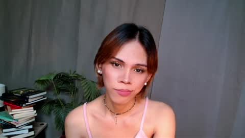 Snapshot of shes_notme chatting on April 2026 10:09:01 AM Lana But you can spell it backwards online show from April 2026 10:09:01 AM