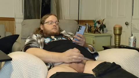 Snapshot of shifty885 chatting on May 2026 02:51:02 AM shifty885 online show from May 2026 02:51:02 AM