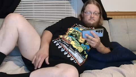 Snapshot of shifty885 chatting on May 2026 12:39:01 AM shifty885 online show from May 2026 12:39:01 AM