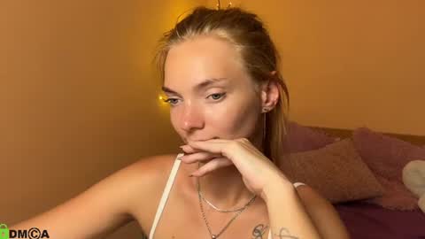 Snapshot of shinelikea_diamond chatting on July 2026 07:20:02 PM Alexis online show from July 2026 07:20:02 PM