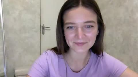 Snapshot of shining_pearl chatting on November 2025 08:51:01 PM Jesica online show from November 2025 08:51:01 PM