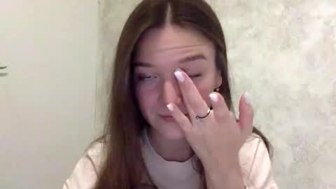 Snapshot of shining_pearl chatting on November 2025 09:03:02 PM Jesica online show from November 2025 09:03:02 PM