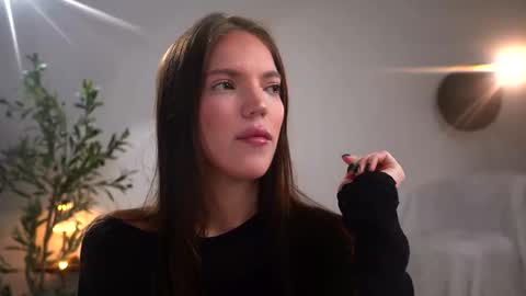 Snapshot of shiningstarrr chatting on October 2025 09:04:01 PM Nika online show from October 2025 09:04:01 PM