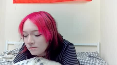 Luna online show from February 2026 04:25:01 PM