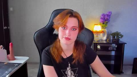 shiro_kitsu online show from September 2025 09:09:01 AM