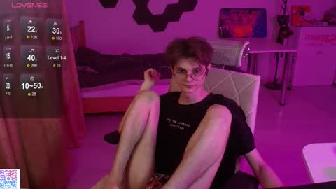 Snapshot of shiromy_ chatting on May 2026 07:22:01 PM shiromy_ online show from May 2026 07:22:01 PM