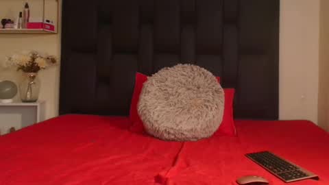  kendal  online show from March 2026 02:56:01 PM