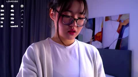Naomi online show from April 2026 11:04:02 AM
