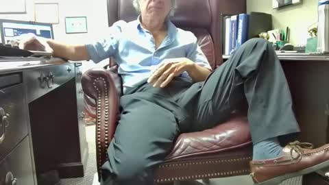 nikolas send dm for an appointment online show from September 2025 01:22:02 PM