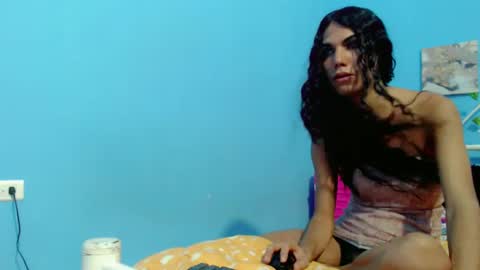 Snapshot of shopi_brown chatting on January 2025 12:38:02 AM shopi_brown online show from January 2025 12:38:02 AM