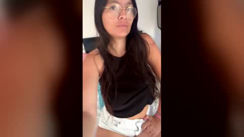 lamai online show from December 2025 03:05:01 PM