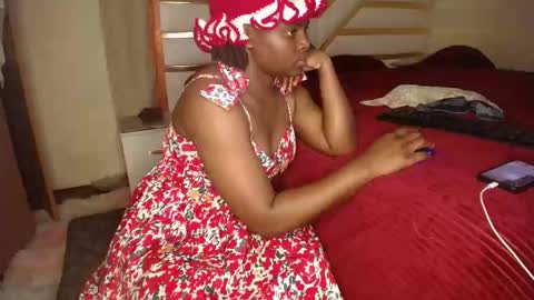 Snapshot of shortandsweete chatting on October 2025 05:52:01 PM shawry online show from October 2025 05:52:01 PM