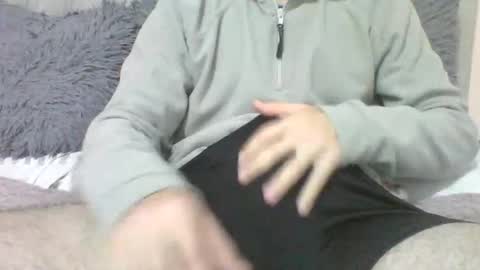 Snapshot of show_dick18 chatting on October 2025 10:37:01 PM show_dick18 online show from October 2025 10:37:01 PM