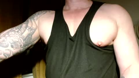 Snapshot of show_on_for_you chatting on August 2026 10:15:02 PM show_on_for_you online show from August 2026 10:15:02 PM