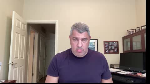 Snapshot of showmet chatting on October 2025 07:36:01 PM Chicago Guy online show from October 2025 07:36:01 PM