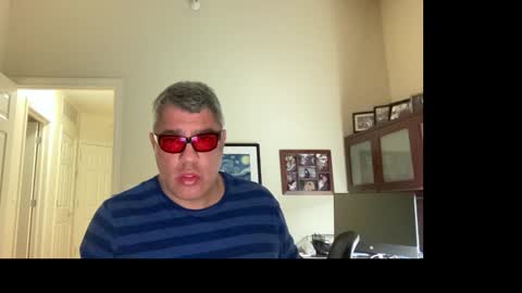 Snapshot of showmet chatting on March 2026 03:44:02 AM Chicago Guy online show from March 2026 03:44:02 AM