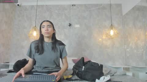 ZUMY ANGELS online show from November 2025 04:25:02 AM