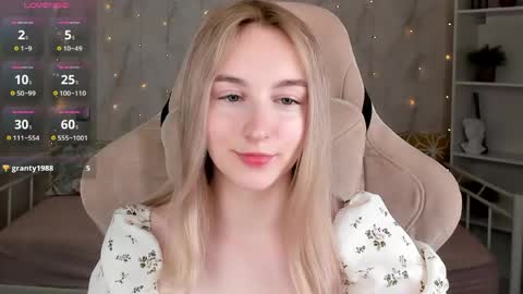 Polly online show from April 2026 12:27:01 AM