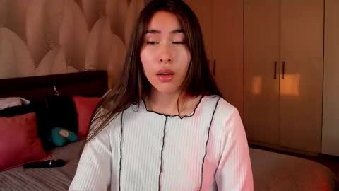 Snapshot of shy_bambiii chatting on December 2025 03:00:02 AM Mika online show from December 2025 03:00:02 AM