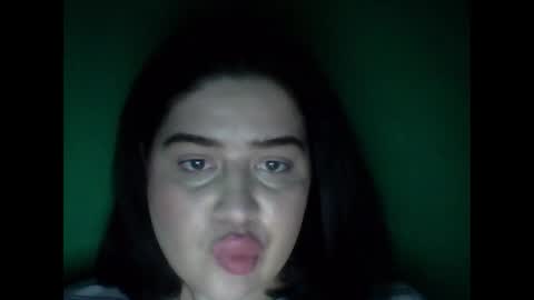 shy_couple_cute online show from February 2025 11:20:01 PM