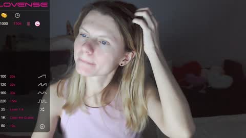 Snapshot of shy_moony chatting on December 2024 01:15:02 AM just Alex online show from December 2024 01:15:02 AM