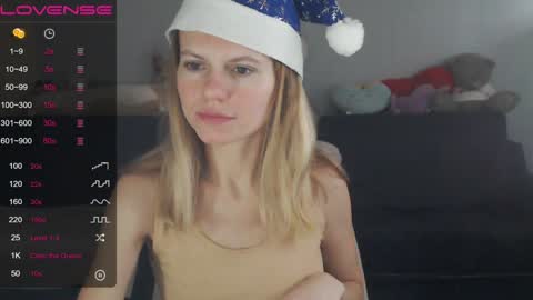 Snapshot of shy_moony chatting on December 2024 11:52:02 AM just Alex online show from December 2024 11:52:02 AM