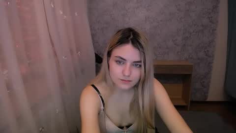 shy_sabrina_ online show from March 2025 08:34:01 AM