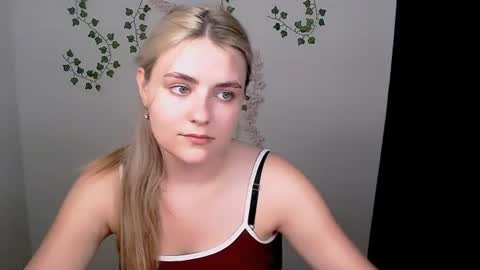 shy_sabrina_ online show from June 2026 12:39:01 PM