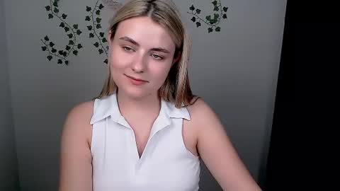 shy_sabrina_ online show from July 2026 12:55:01 PM
