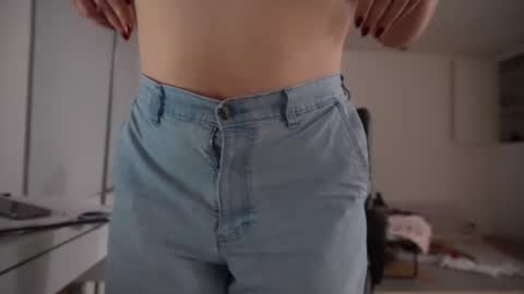 bella online show from September 2025 05:07:01 AM