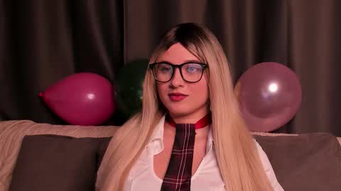 Mary online show from October 2025 07:36:02 PM