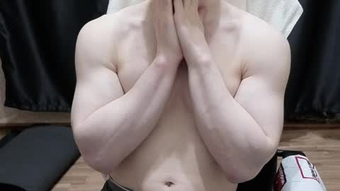 Georgiy online show from April 2026 04:16:01 PM