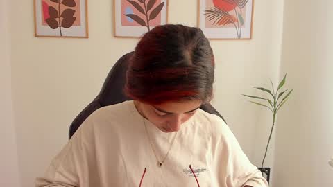 Snapshot of shylittlebunny chatting on January 2025 04:55:02 PM shylittlebunny online show from January 2025 04:55:02 PM