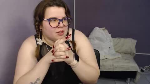 Snapshot of shyness_girl chatting on October 2025 08:00:01 AM Bethany online show from October 2025 08:00:01 AM