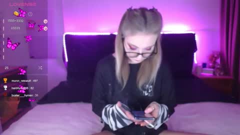 Snapshot of shysweetrish chatting on January 2026 12:16:01 AM shysweetrish online show from January 2026 12:16:01 AM