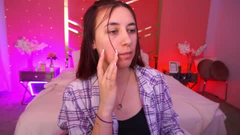 shyy_jany online show from May 2026 01:06:01 PM