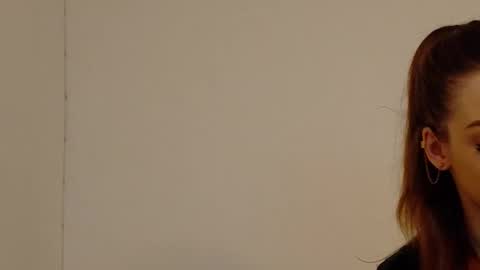 Snapshot of sia_a chatting on November 2025 06:23:01 AM Anastasia online show from November 2025 06:23:01 AM